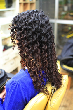 スパイラルパーマ 285