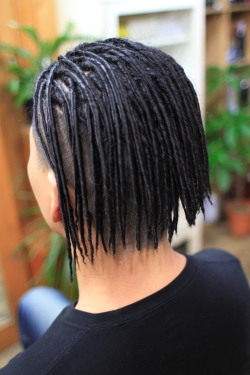 ツイストドレッド 681