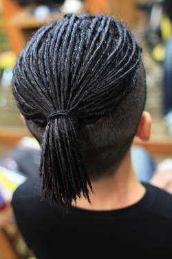 ツイストドレッド 685