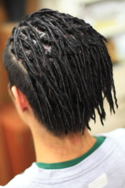 ツイストドレッド 692